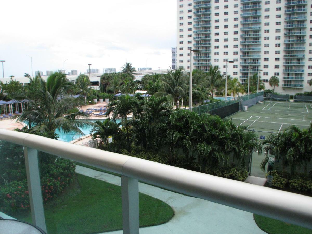 סאני איילס ביץ' Ocean Reserve מראה חיצוני תמונה